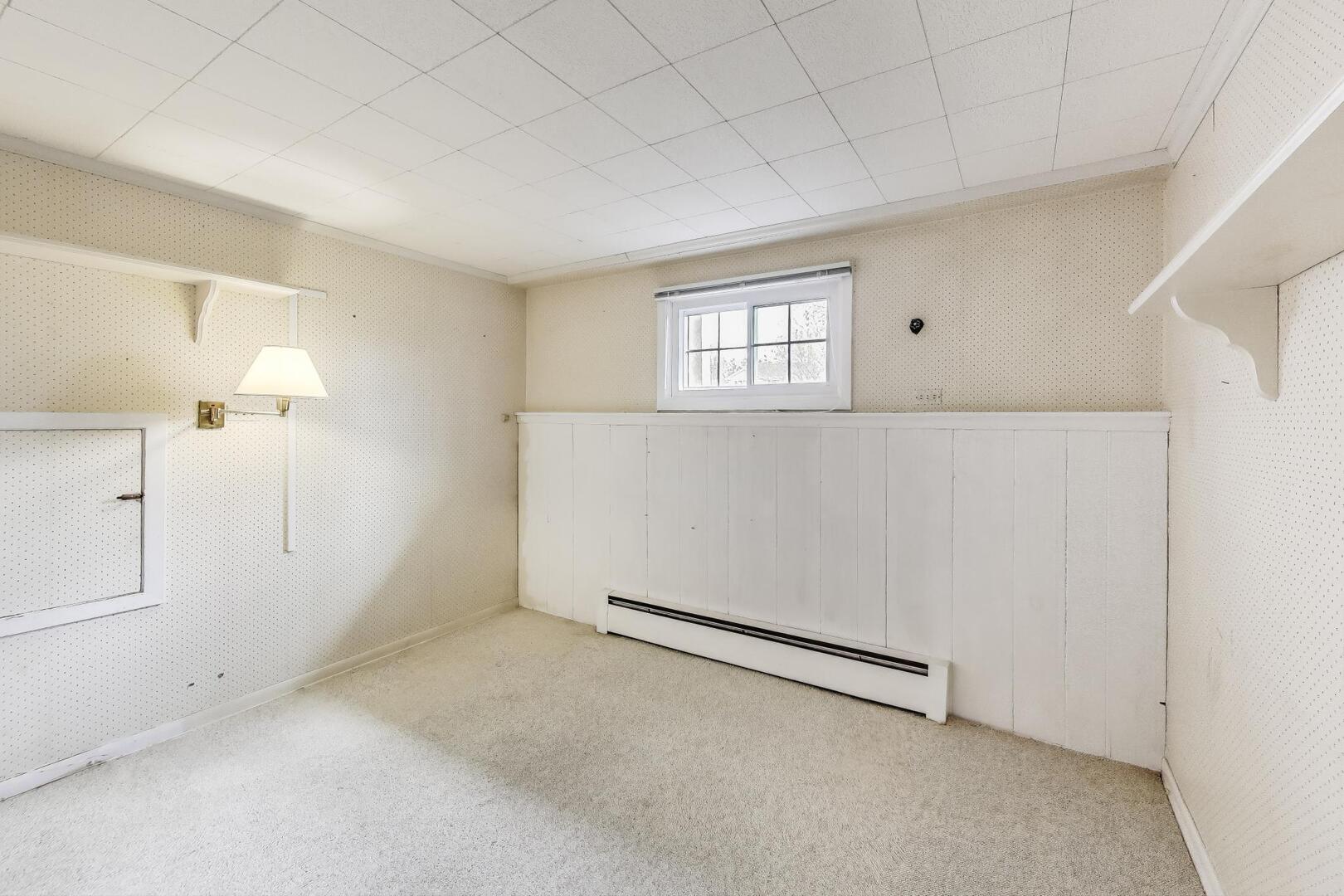 708 S Edgewood Lane, Mount Prospect, IL 60056