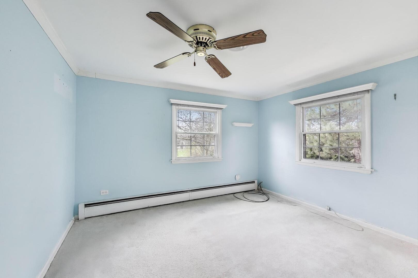 708 S Edgewood Lane, Mount Prospect, IL 60056
