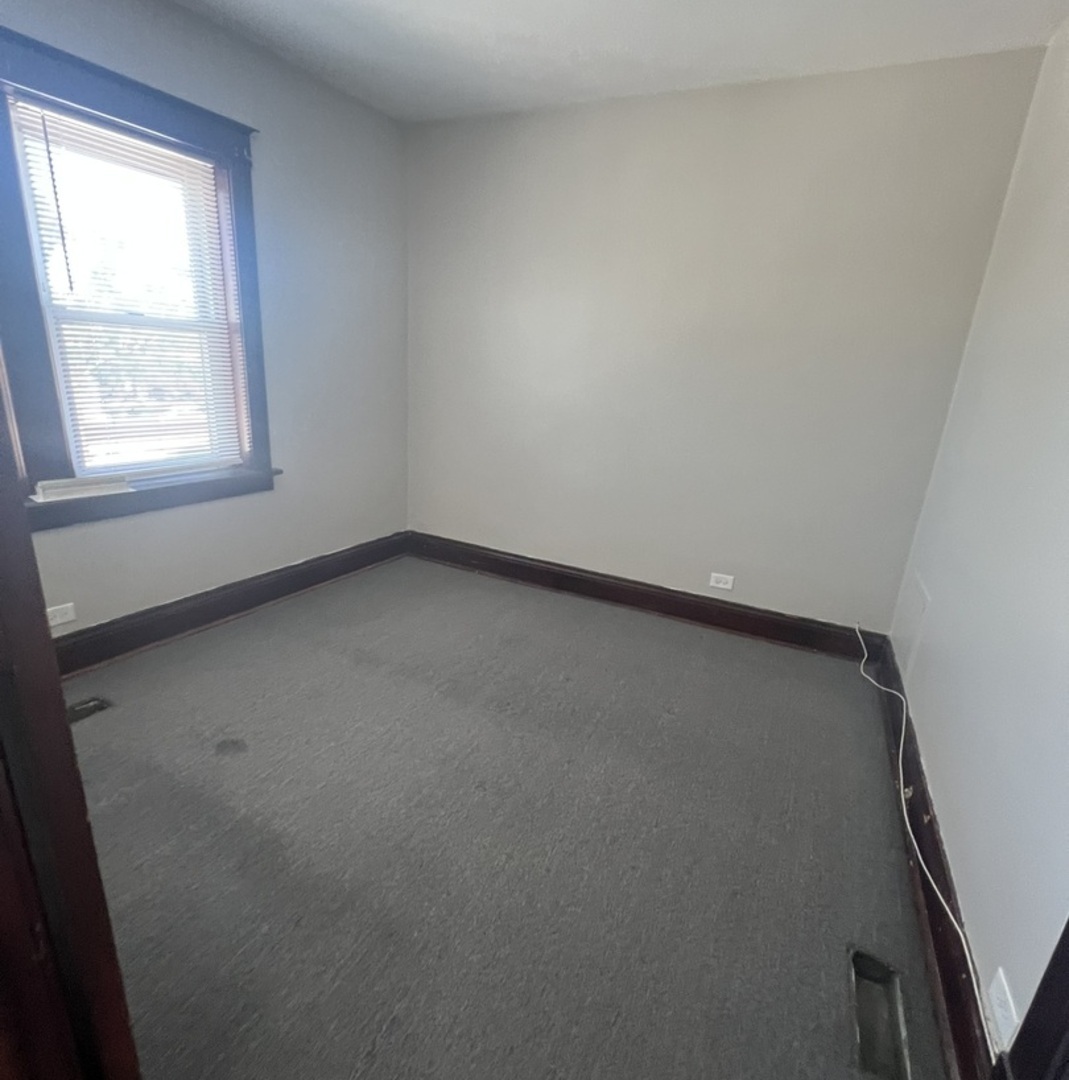 114 W Park Avenue, Elmhurst, IL 60126