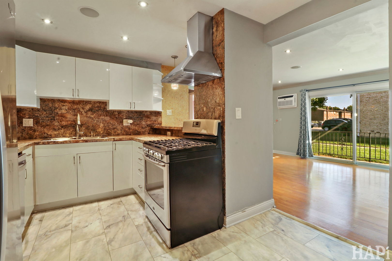 1325 N Baldwin Court #1-D, Palatine, IL 60074