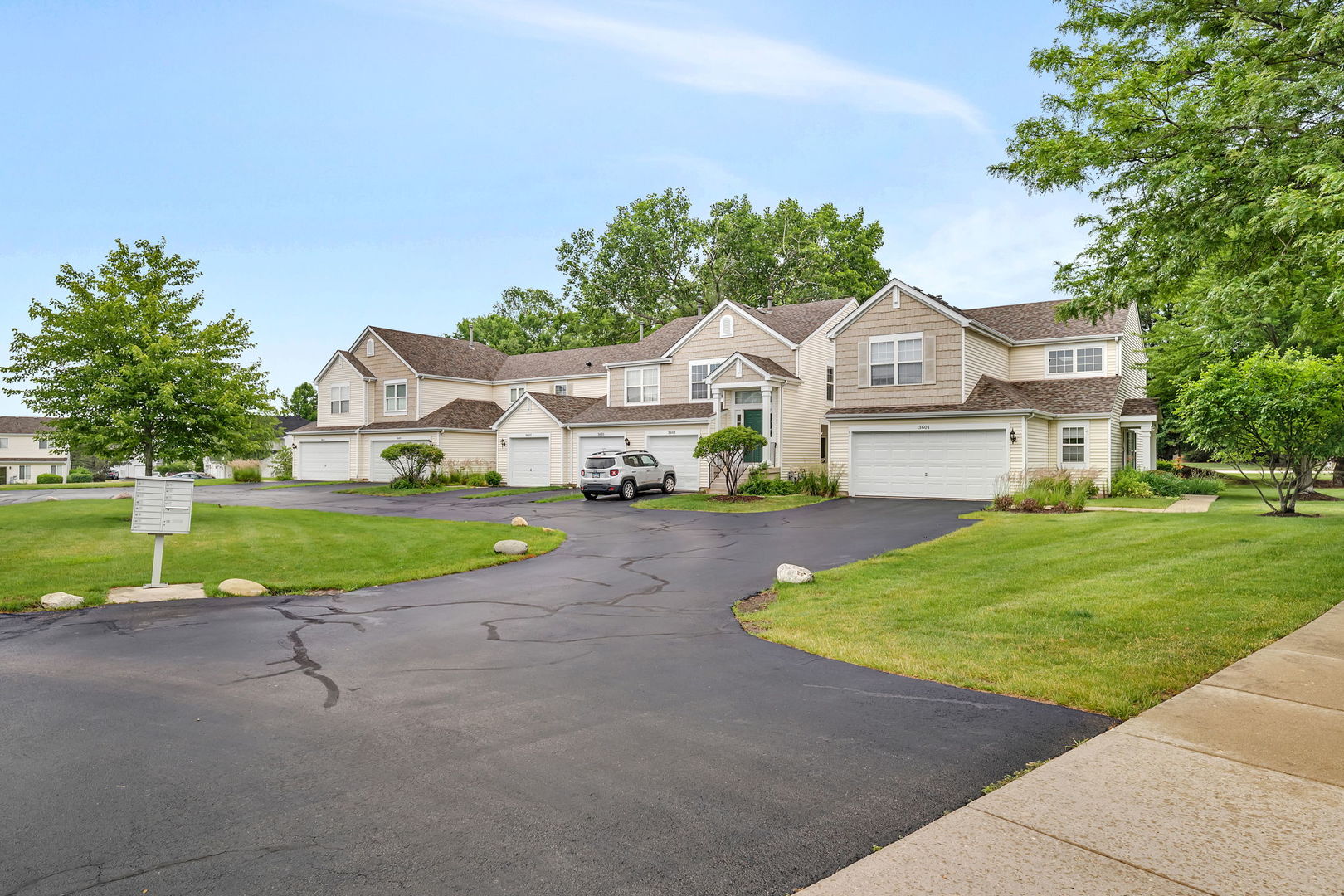 3605 Forest View Drive #3605, Joliet, IL 60431