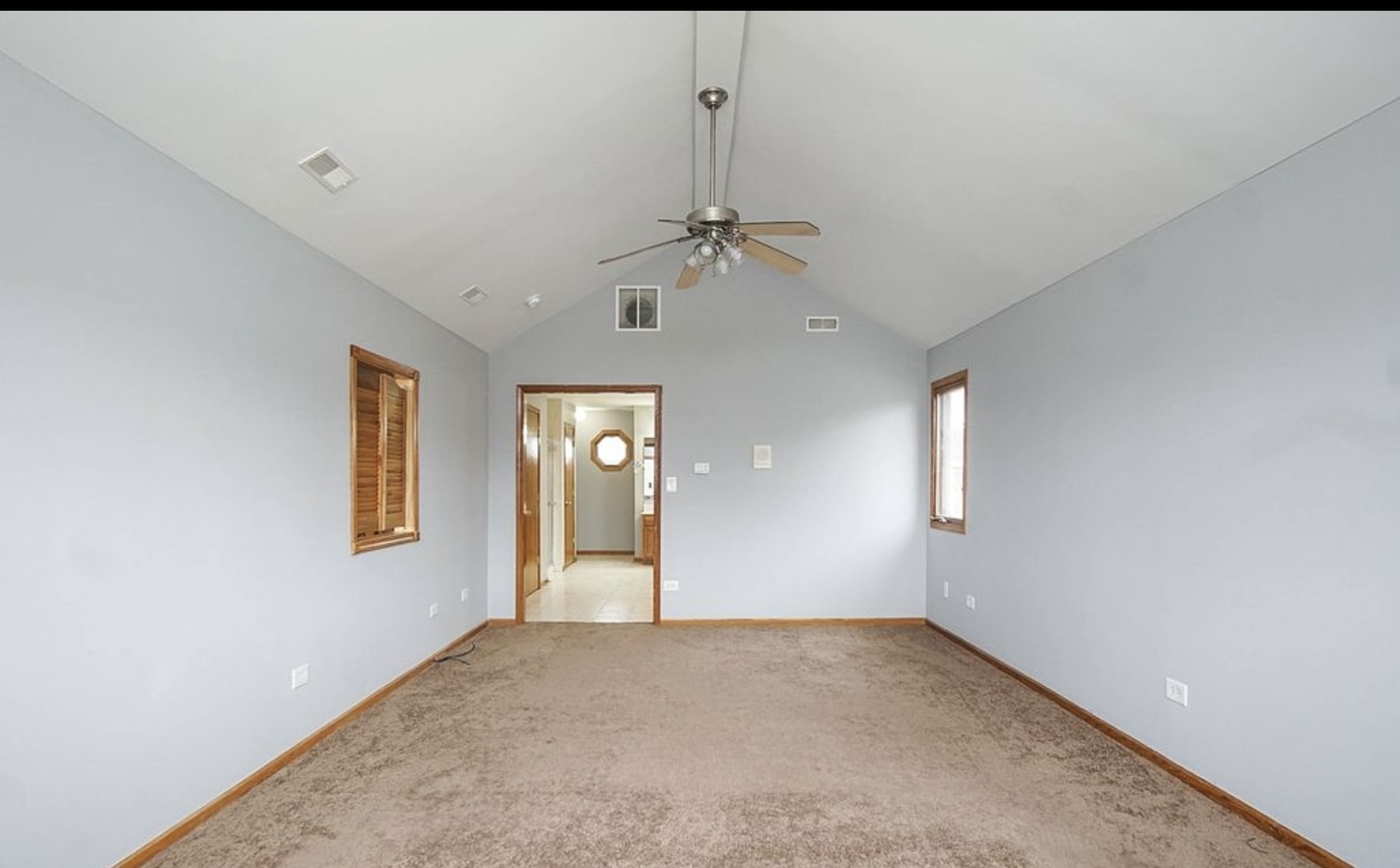 18558 Willow Avenue, Country Club Hills, IL 60478