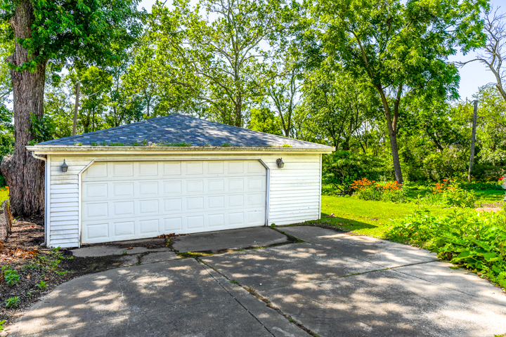 4068 Western Avenue, Western Springs, IL 60558