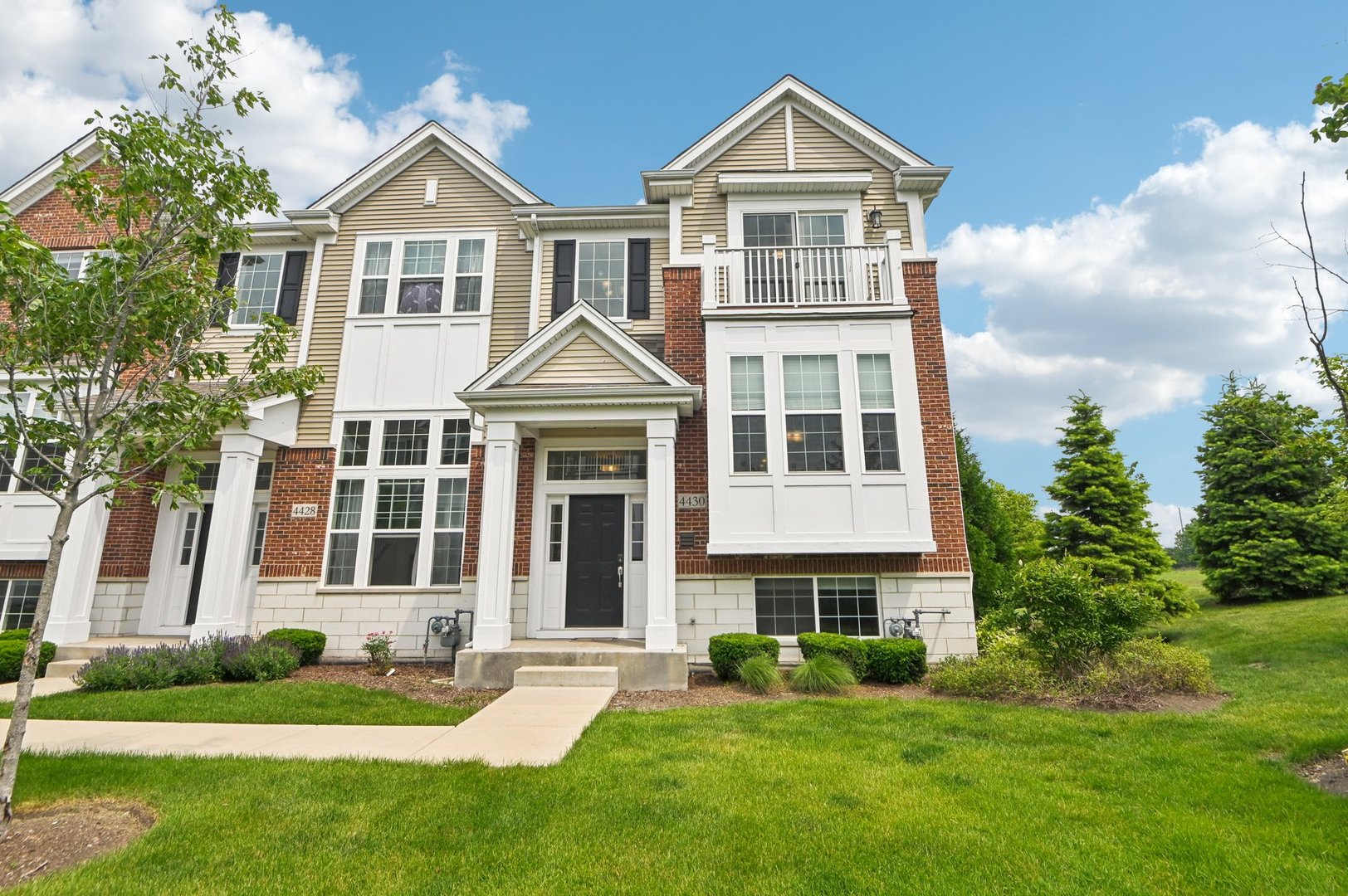 4430 Monroe Court, Naperville, IL 60564