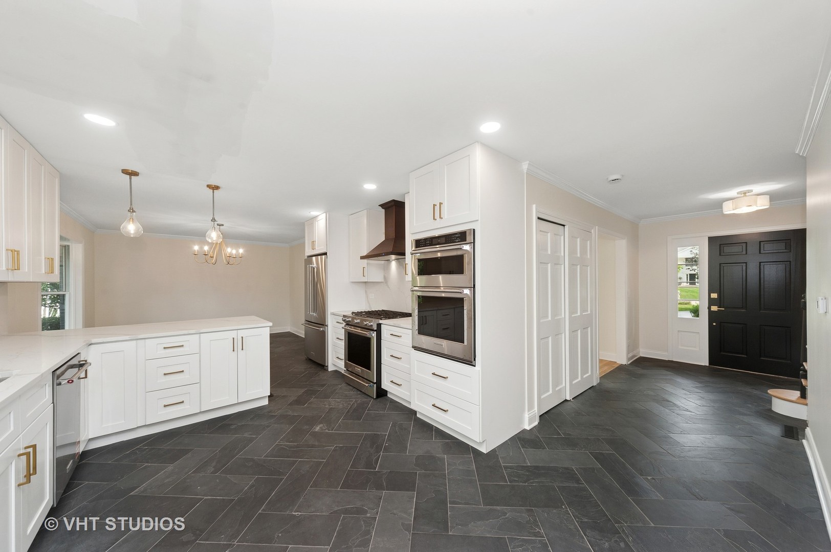 1799 Farm Road, Lake Forest, IL 60045