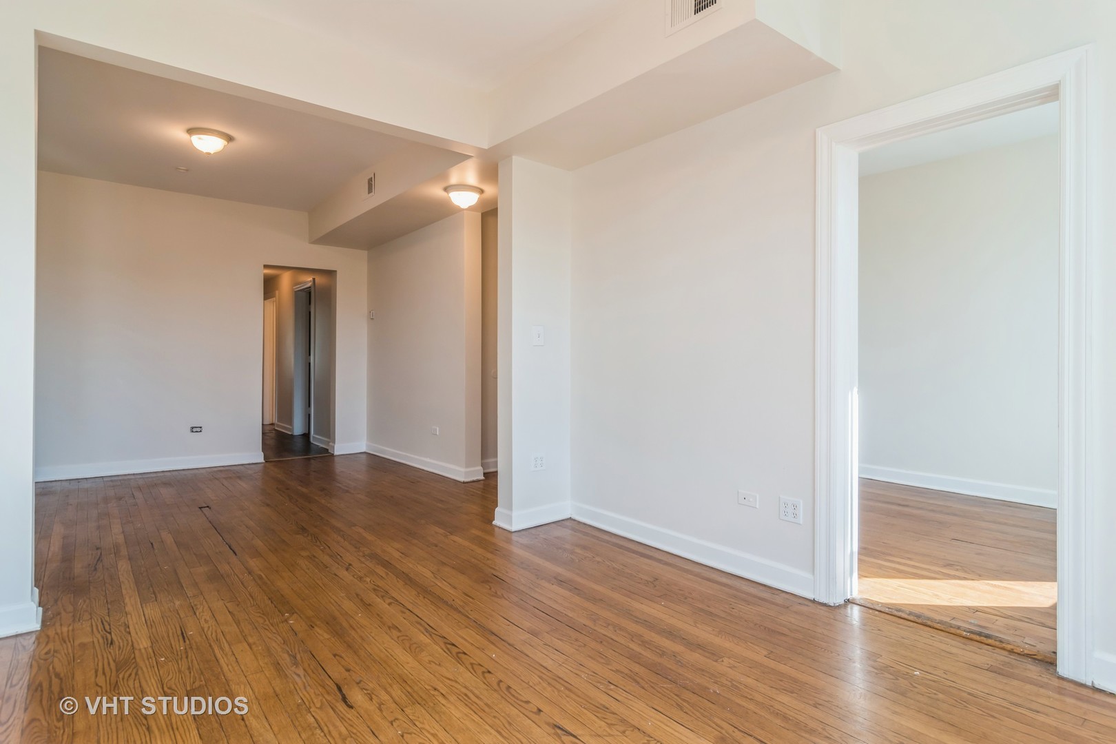 3406 W Walnut Street #1W, Chicago, IL 60624