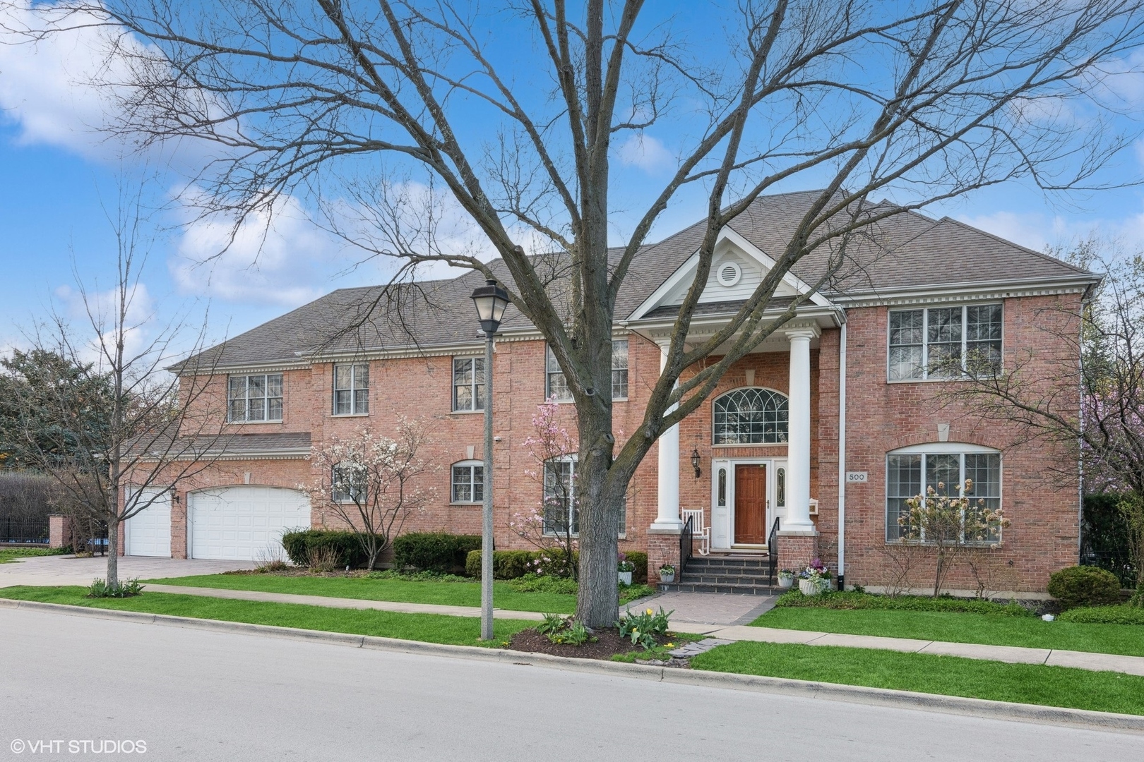 500 S KENILWORTH Avenue, Elmhurst, IL 60126