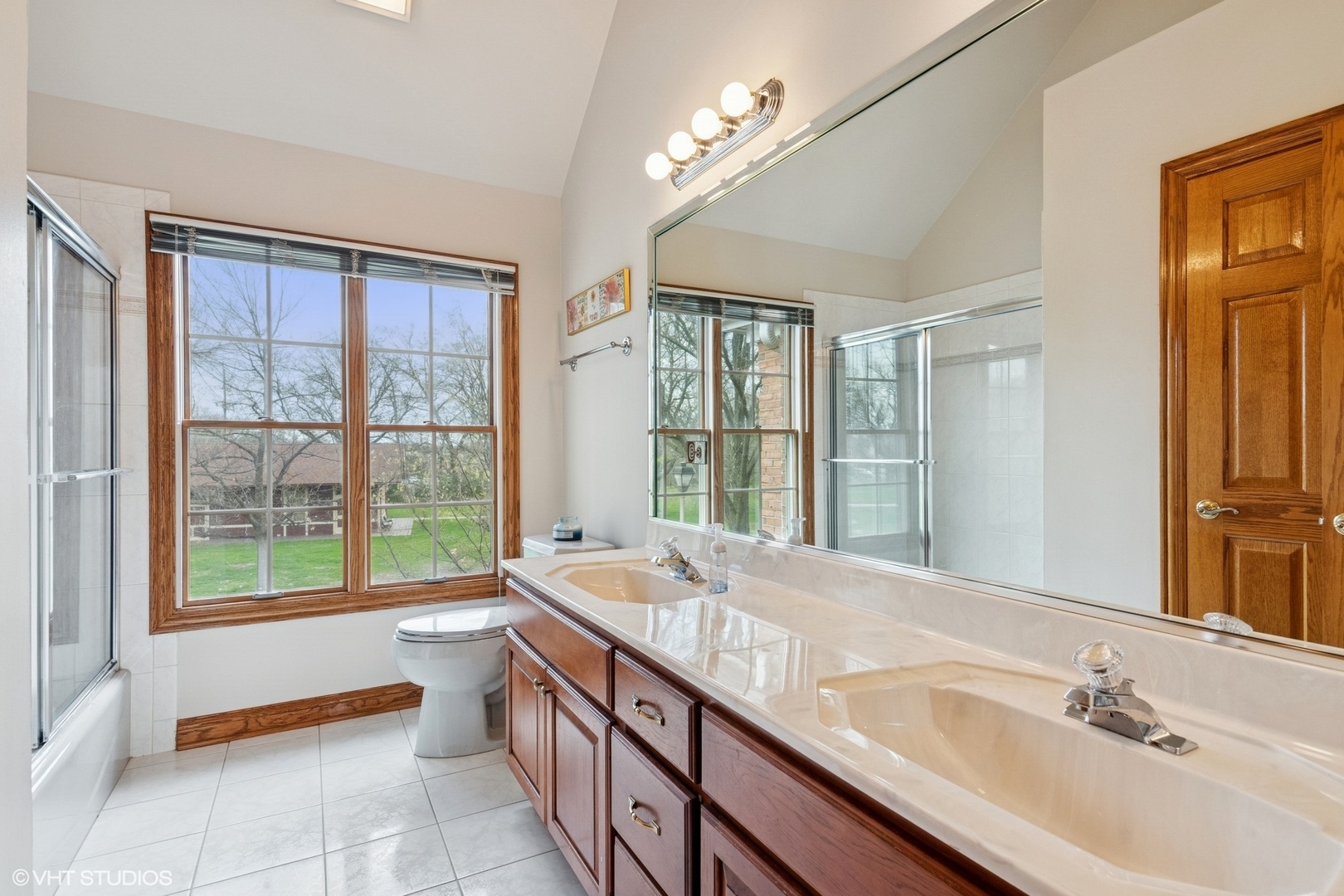 500 S KENILWORTH Avenue, Elmhurst, IL 60126