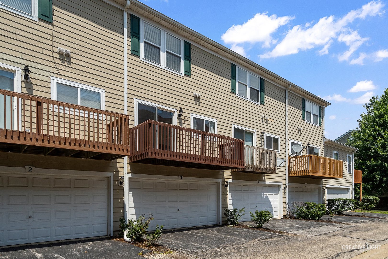 2426 Courtyard Circle #3, Aurora, IL 60506