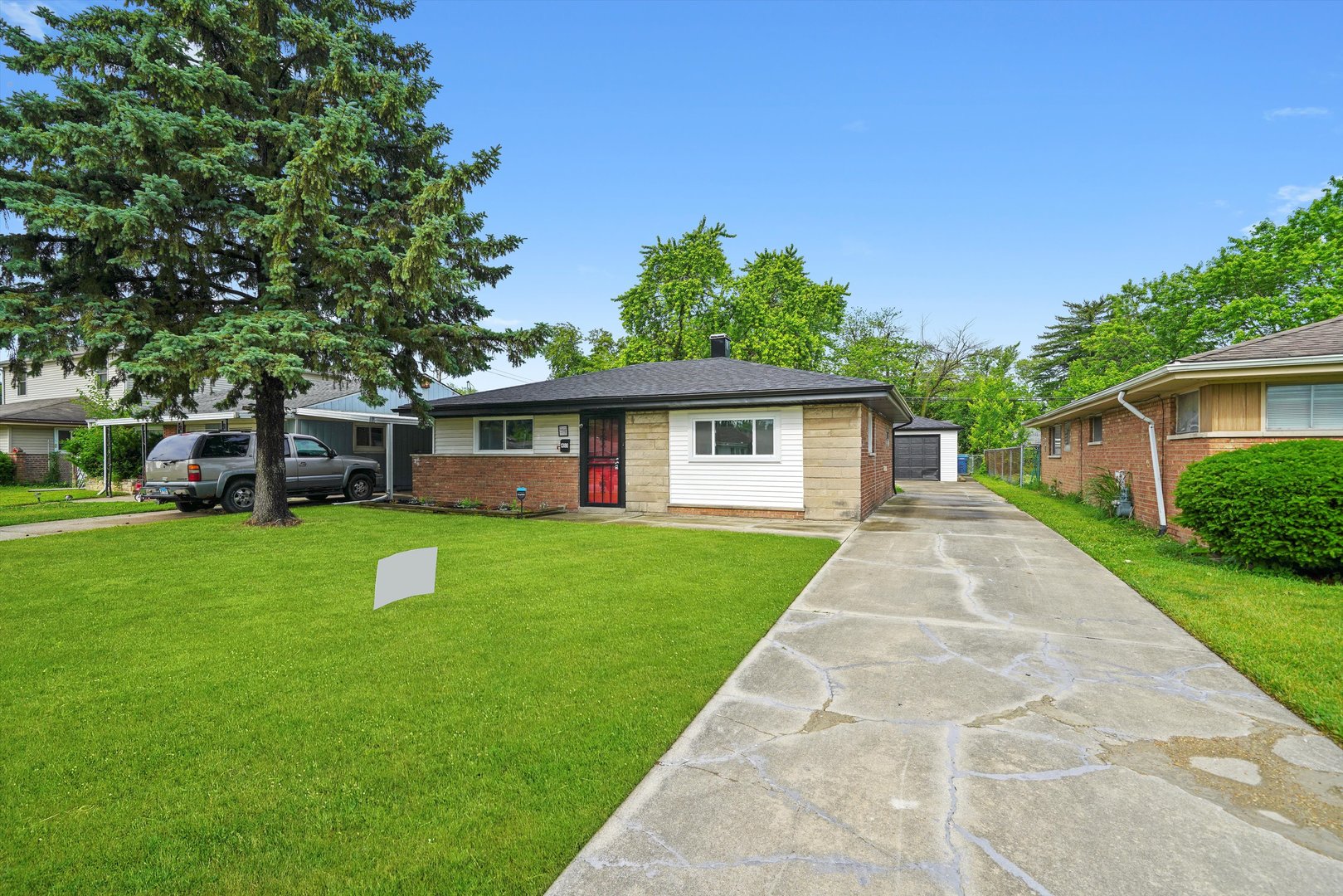 1386 Price Avenue, Calumet City, IL 60409
