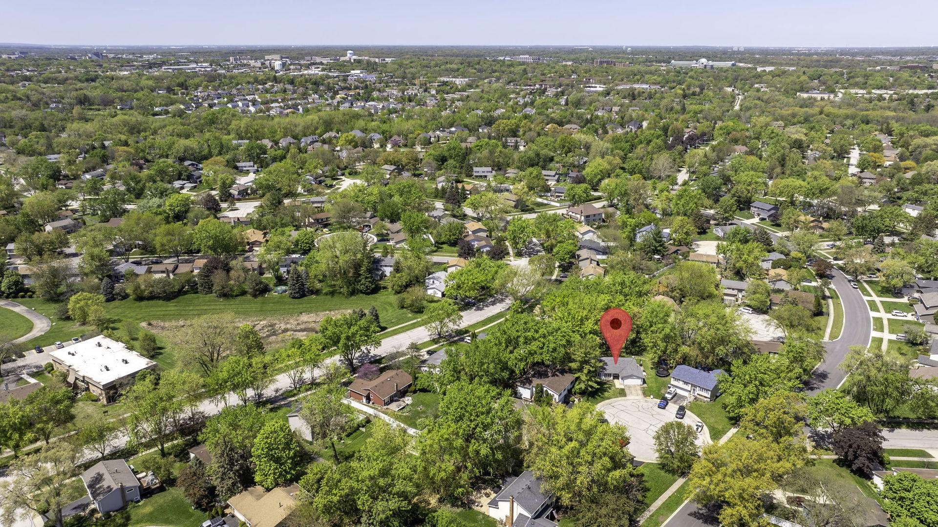 24W500 Seabrook Court, Naperville, IL 60540