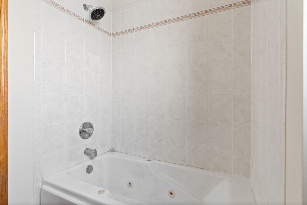 1247 N Rockwell Street #3, Chicago, IL 60622
