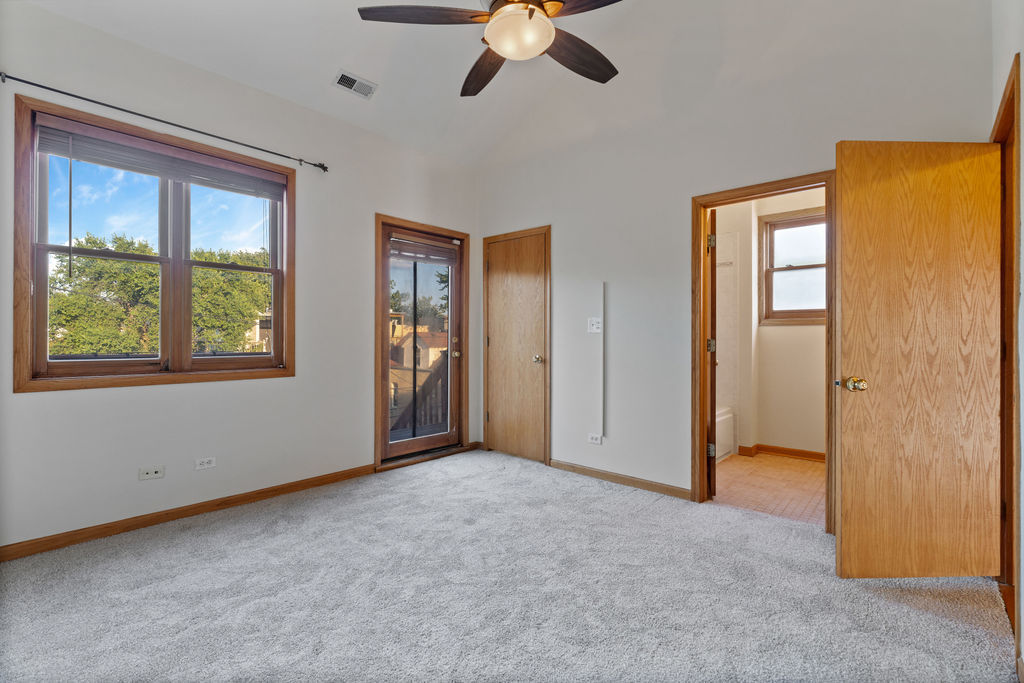 1247 N Rockwell Street #3, Chicago, IL 60622