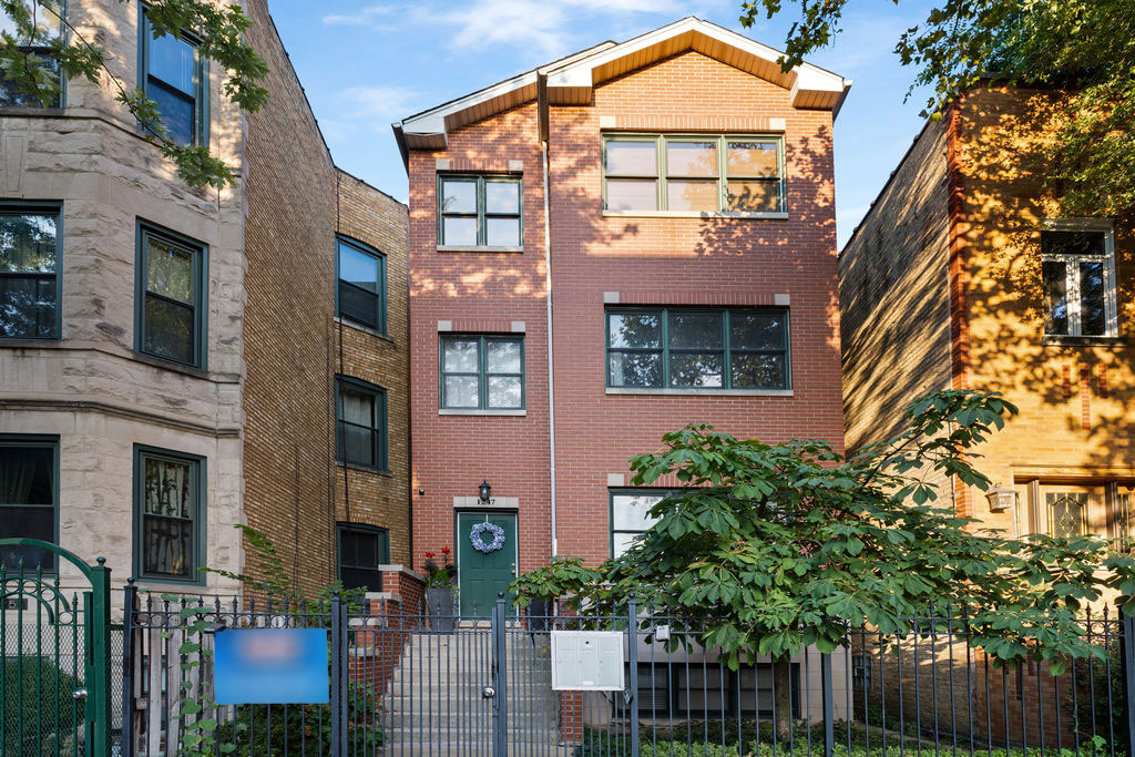 1247 N Rockwell Street #3, Chicago, IL 60622