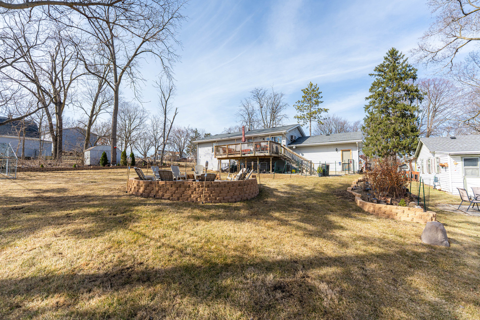 5219 Maplehill Drive, Mccullom Lake, IL 60050