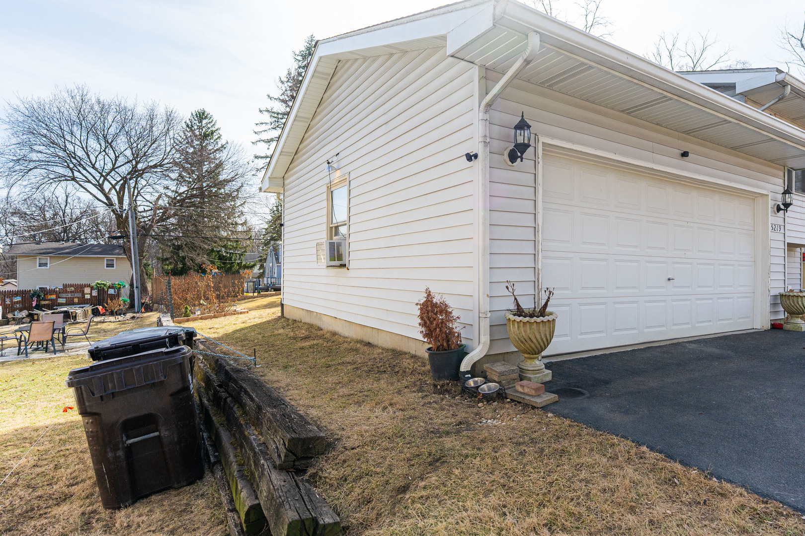 5219 Maplehill Drive, Mccullom Lake, IL 60050