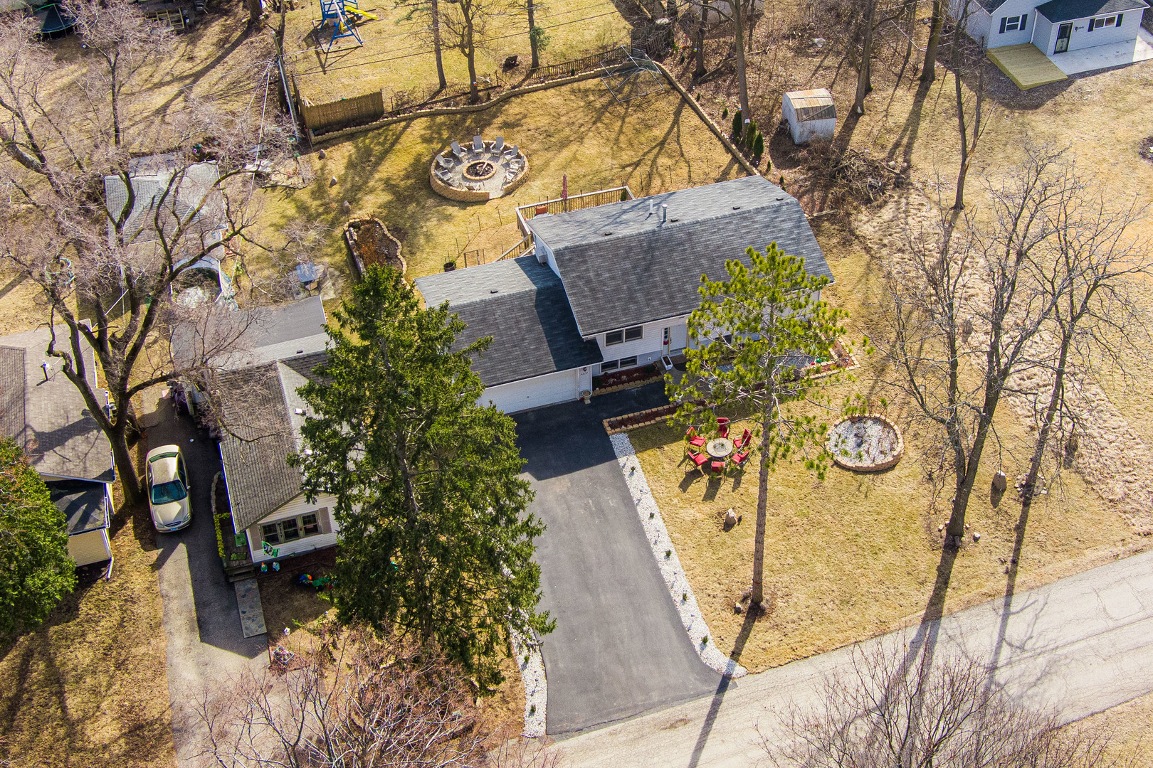 5219 Maplehill Drive, Mccullom Lake, IL 60050
