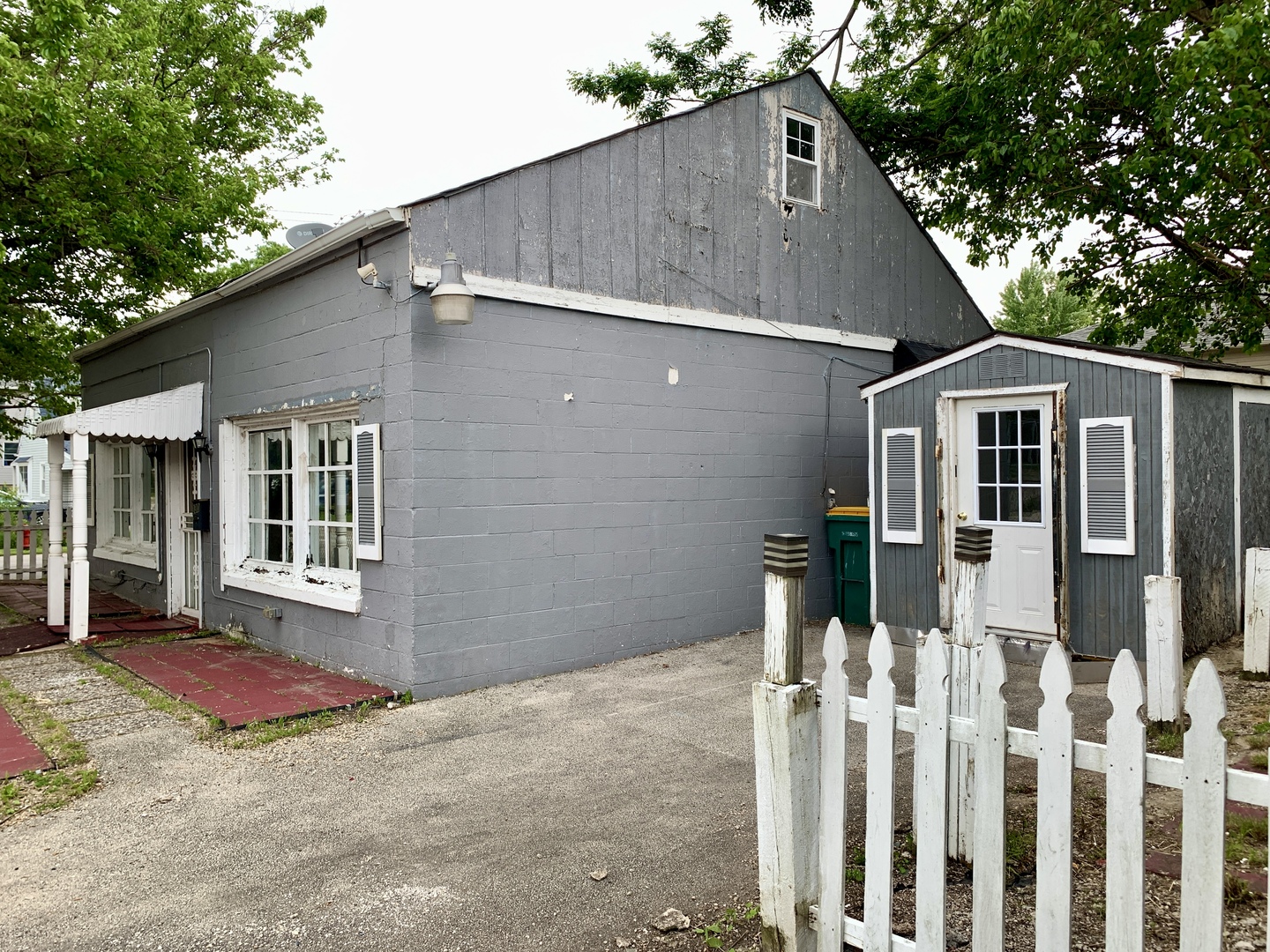 330 Harwood Street, Joliet, IL 60432