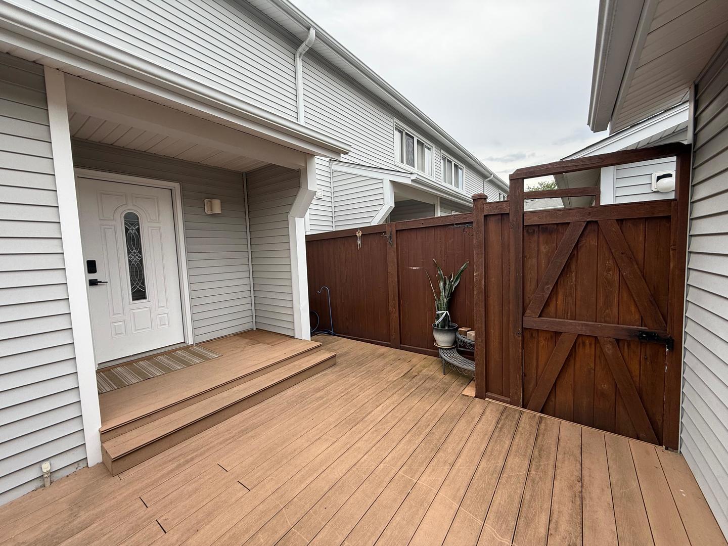 346 Hazelwood Terrace, Buffalo Grove, IL 60089