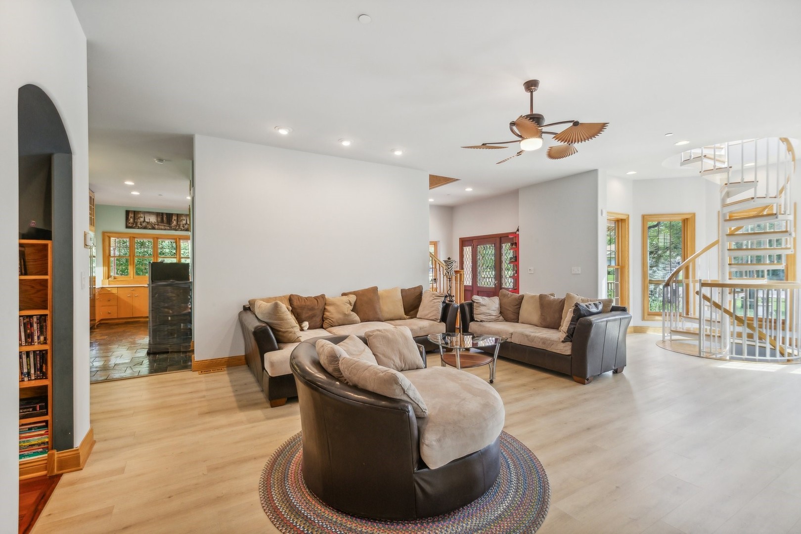 6022 S Peck Avenue, La Grange Highlands, IL 60525
