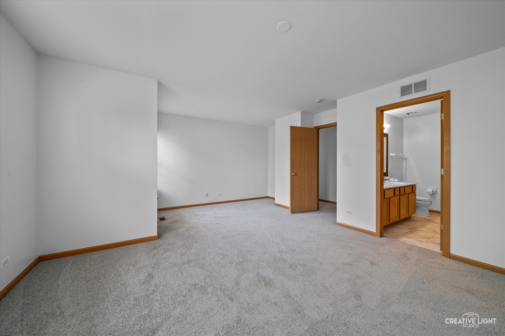 2801 Borkshire Lane, Aurora, IL 60502
