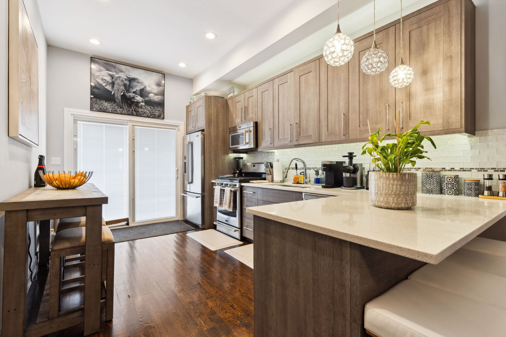 4331 S Evans Avenue, Chicago, IL 60653