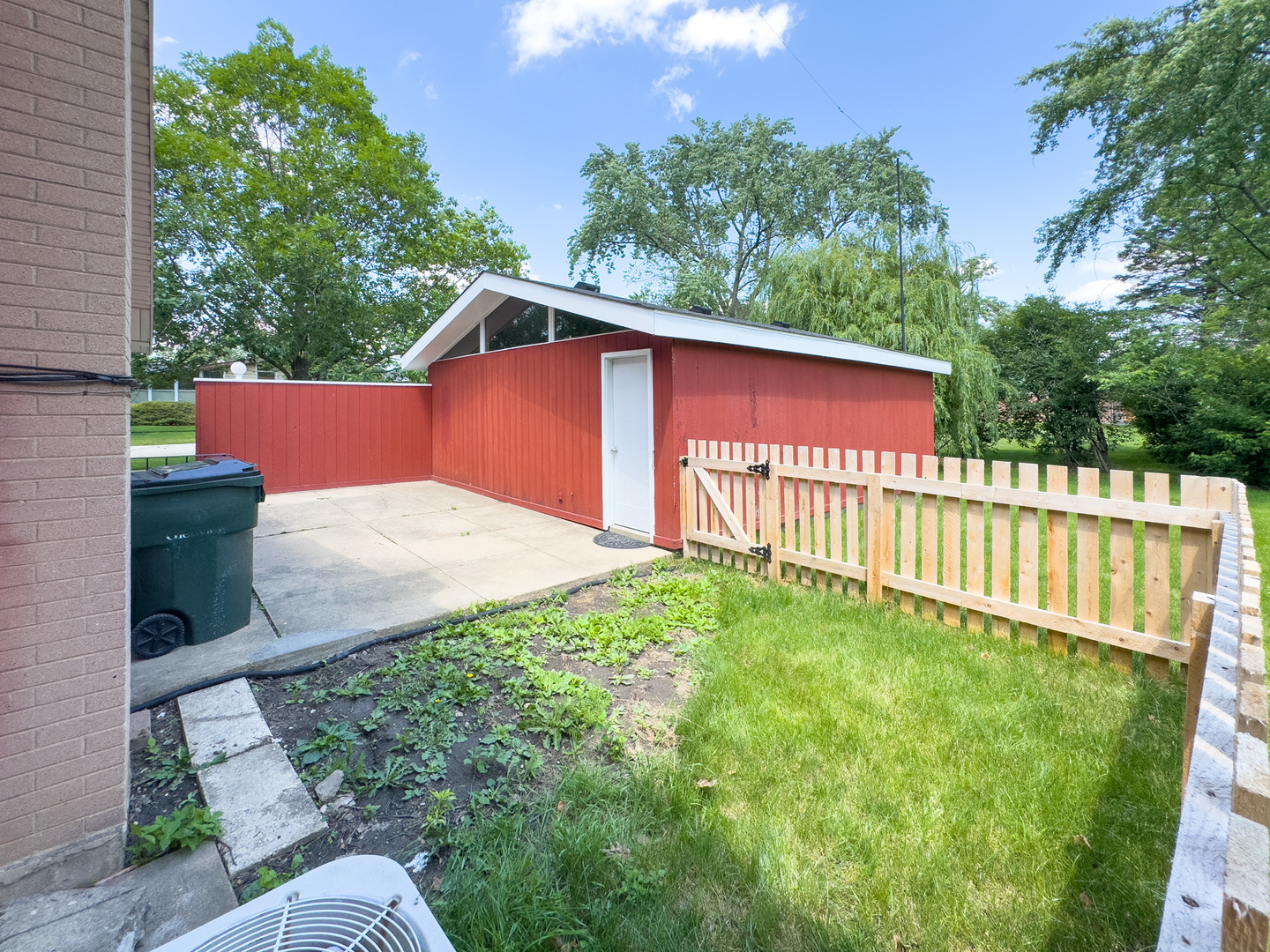 2731 Virginia Lane, Glenview, IL 60025