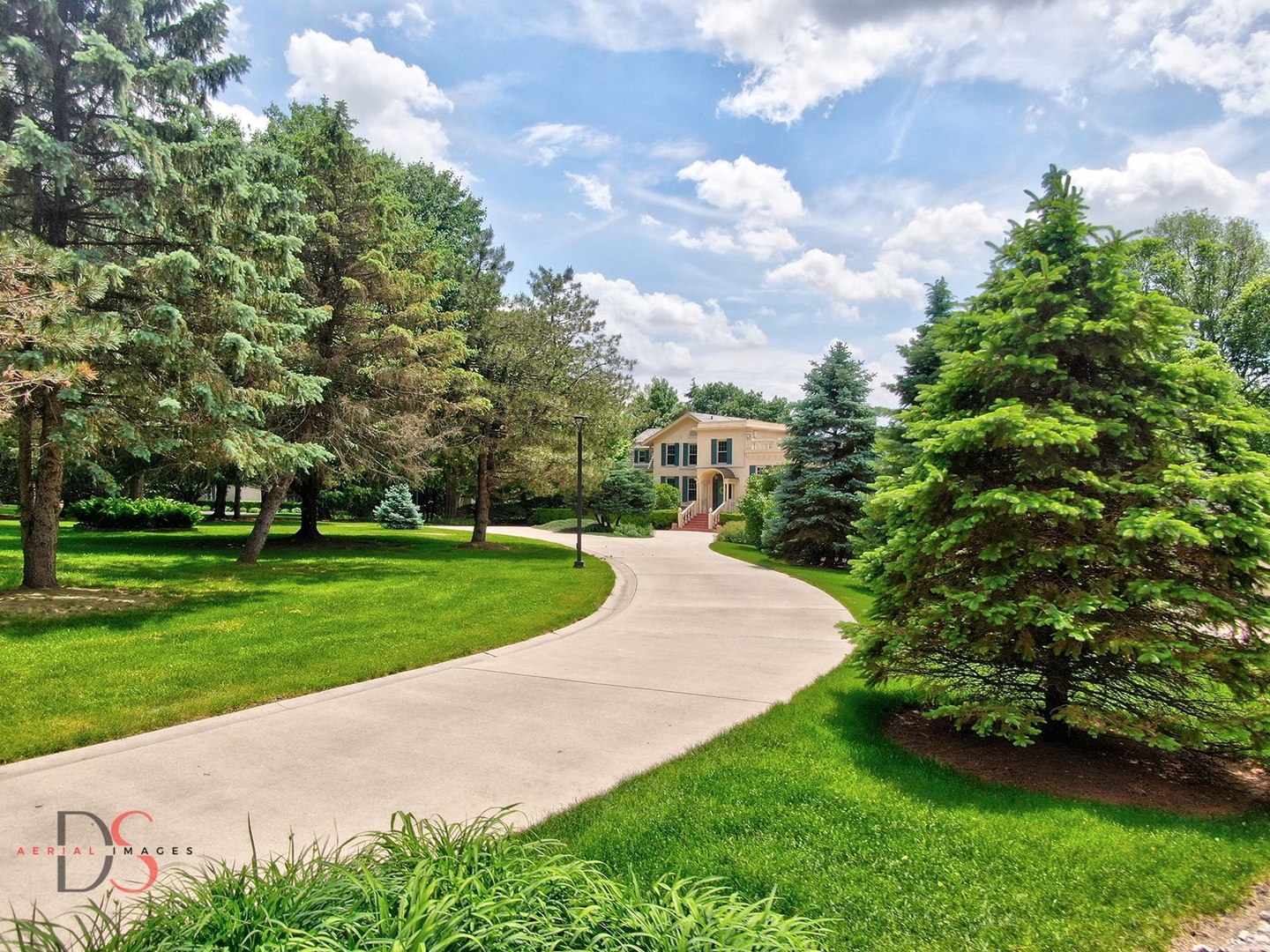 2011 Caton Road, Ottawa, IL 61350