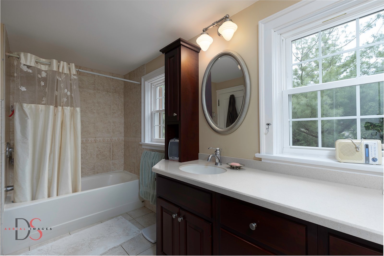 2011 Caton Road, Ottawa, IL 61350
