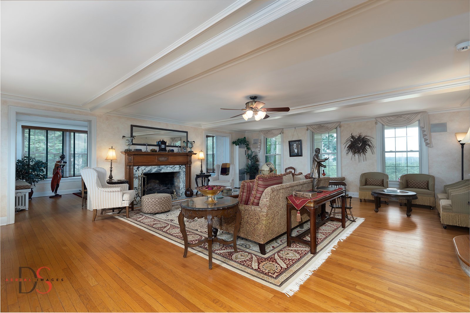 2011 Caton Road, Ottawa, IL 61350