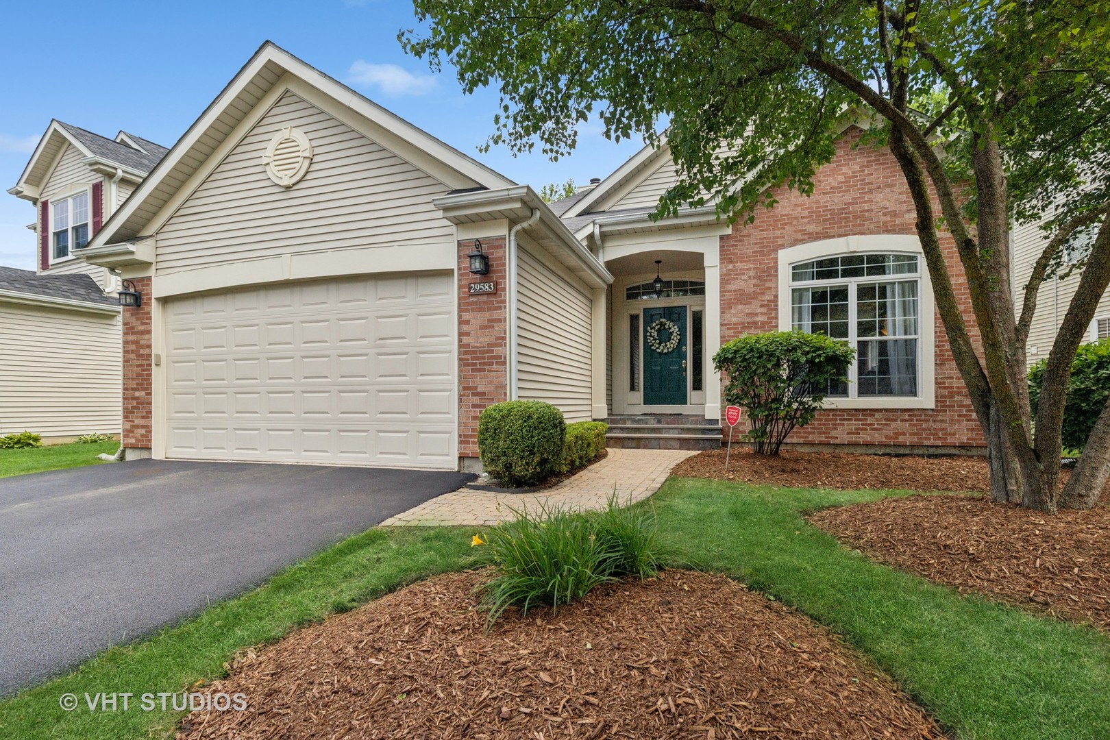 29583 N Birch Avenue, Lake Bluff, IL 60044