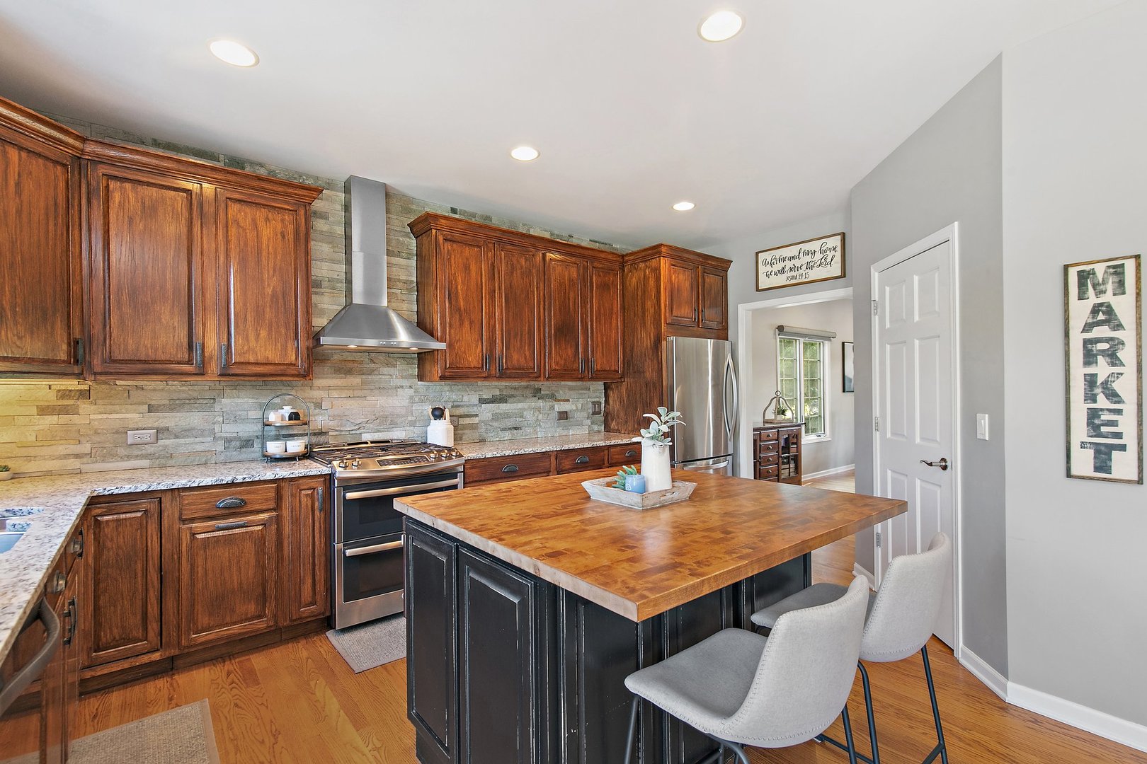 29990 Fehmarn Way, Genoa, IL 60135