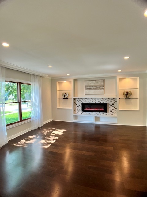 1153 Hyde Park Lane, Naperville, IL 60565
