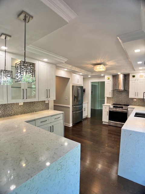 1153 Hyde Park Lane, Naperville, IL 60565
