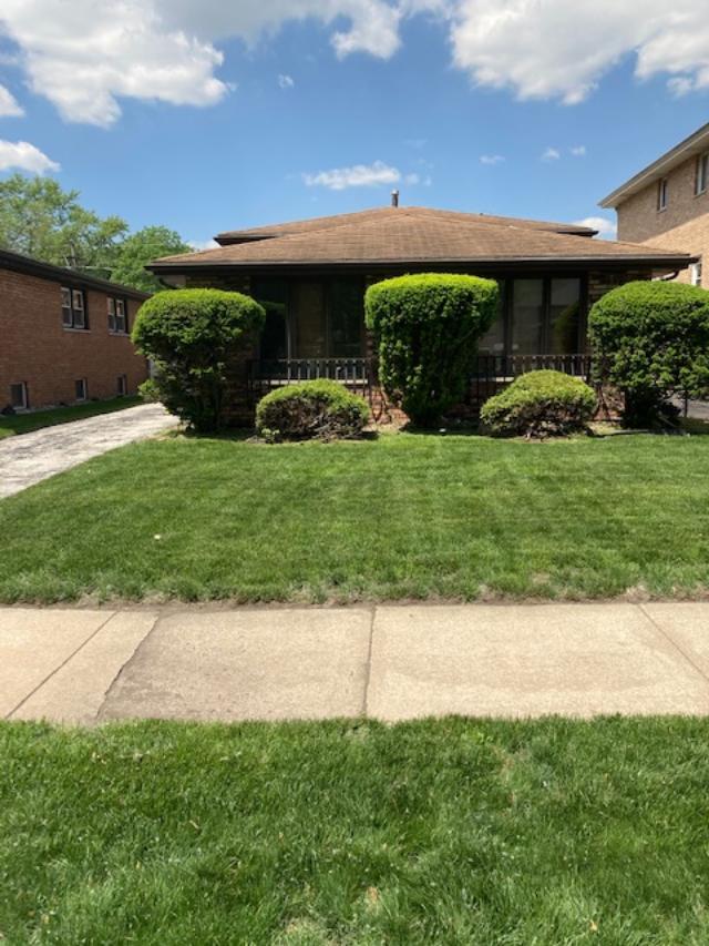 14238 S Manistee Avenue, Burnham, IL 60633