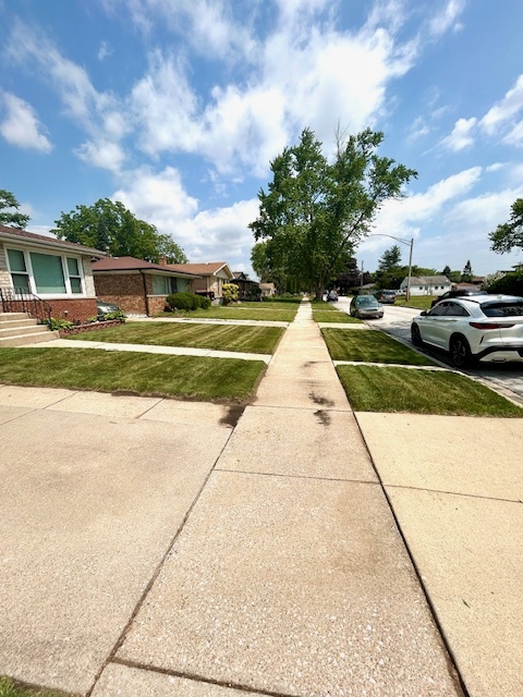 14238 S Manistee Avenue, Burnham, IL 60633