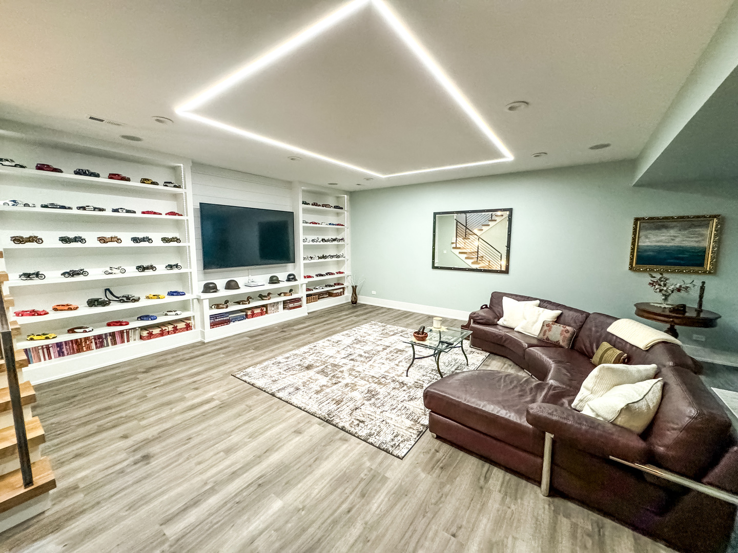 1011 Linden Leaf Drive, Glenview, IL 60025
