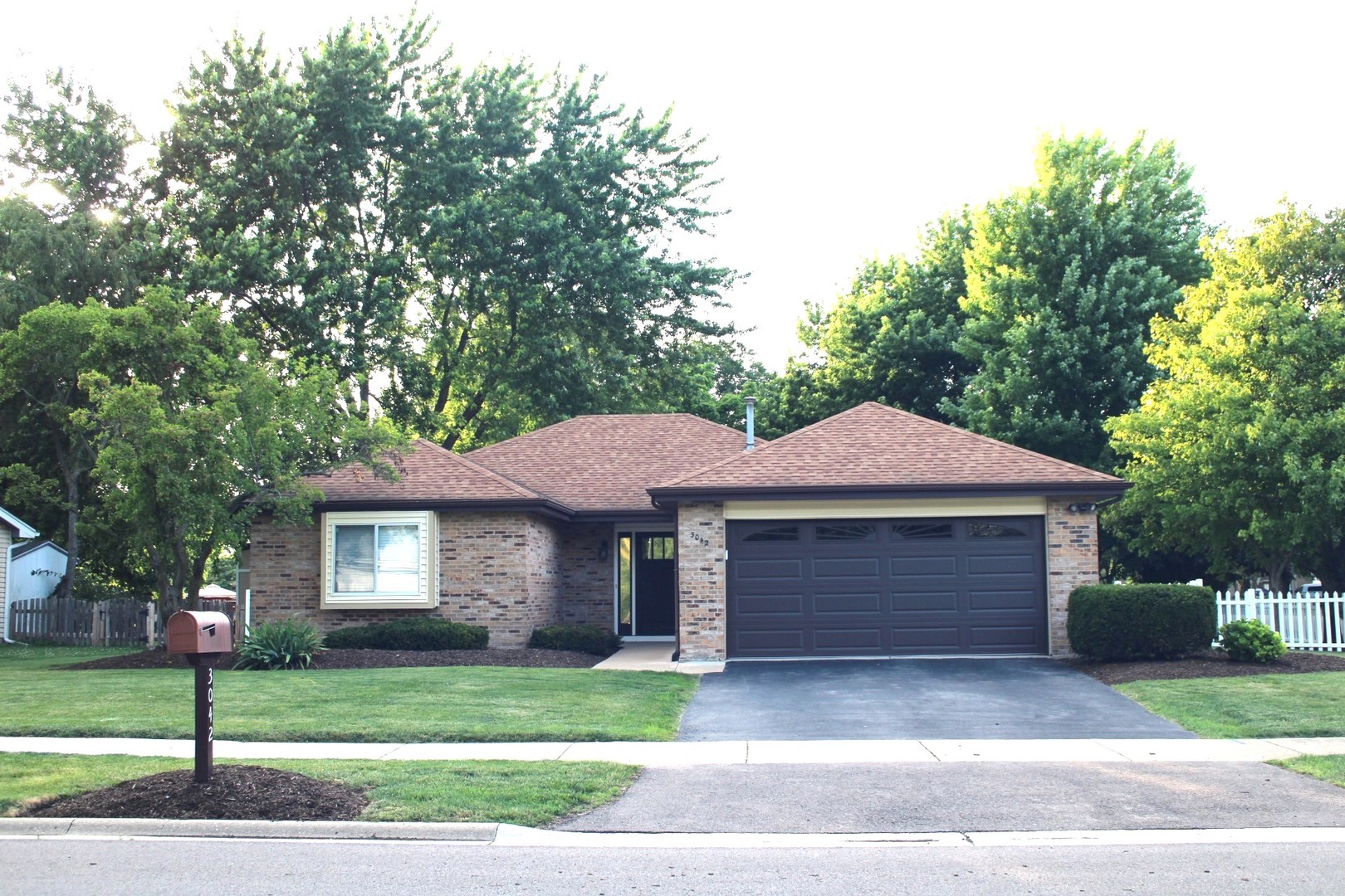 3042 Bar Harbour Road, Aurora, IL 60504