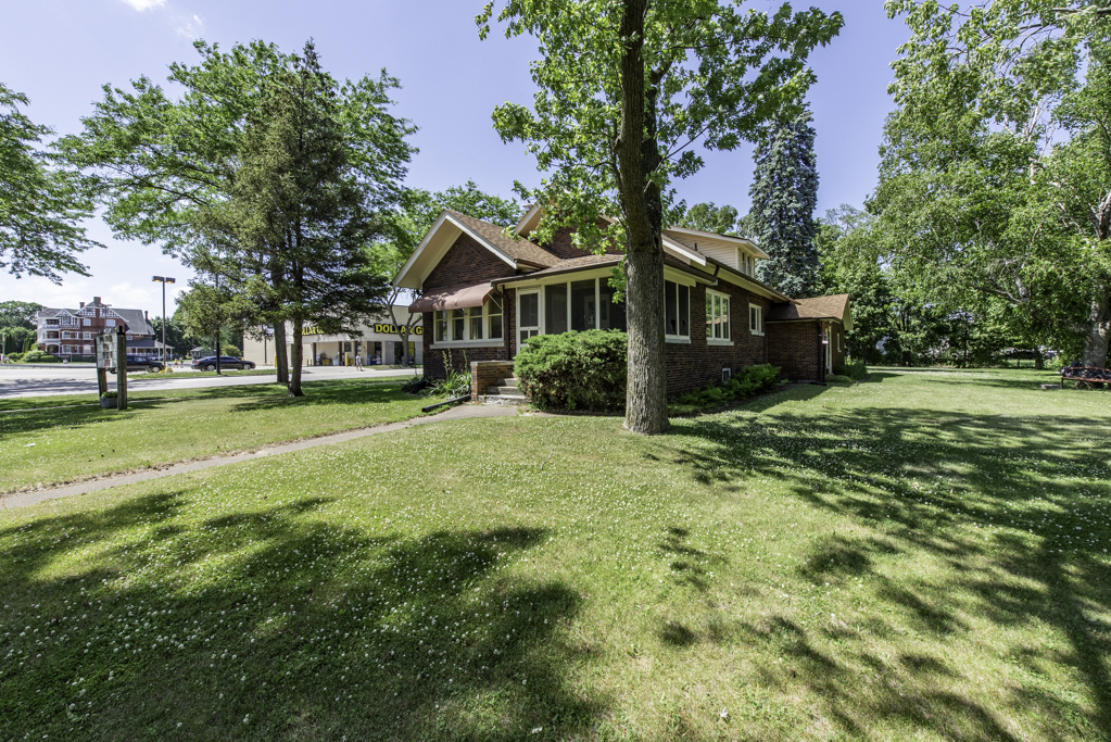 1128 Shiloh Boulevard, Zion, IL 60099
