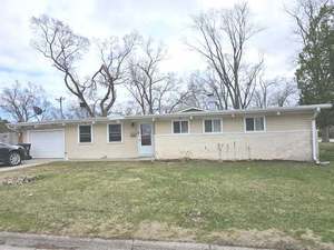 2301 Hermon Avenue, Zion, IL 60099