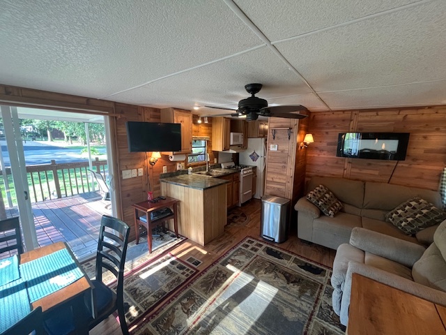 2795 E 28th Lot 308 Road, Seneca, IL 61360