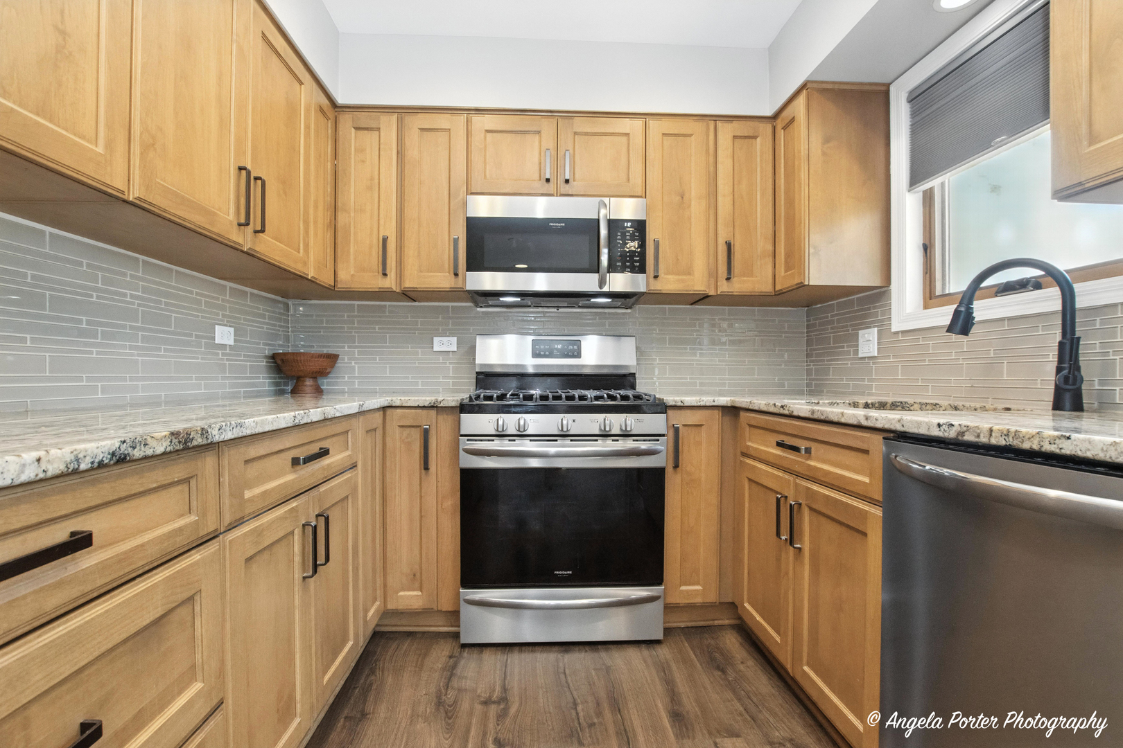 304 Appian Way, Vernon Hills, IL 60061