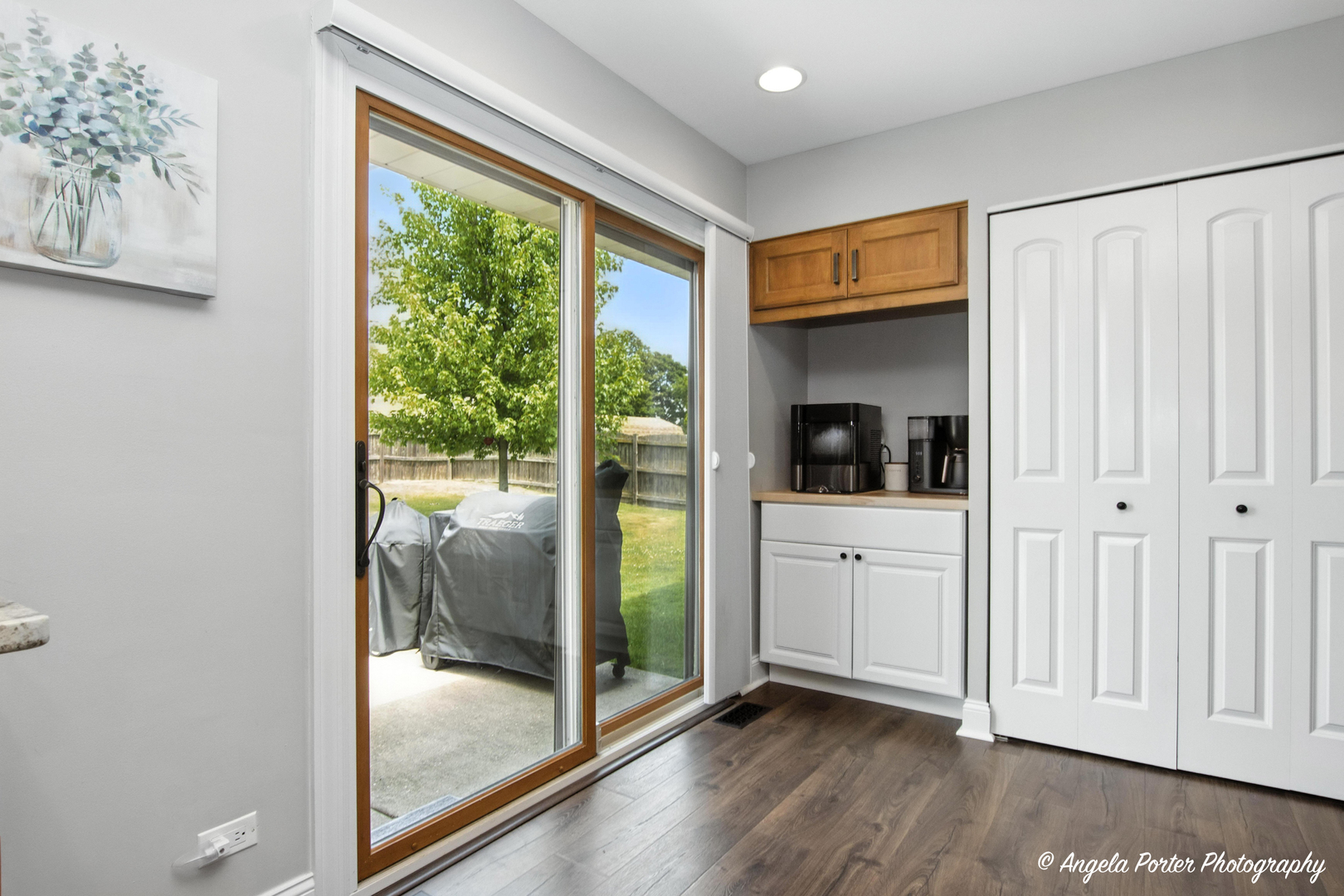 304 Appian Way, Vernon Hills, IL 60061