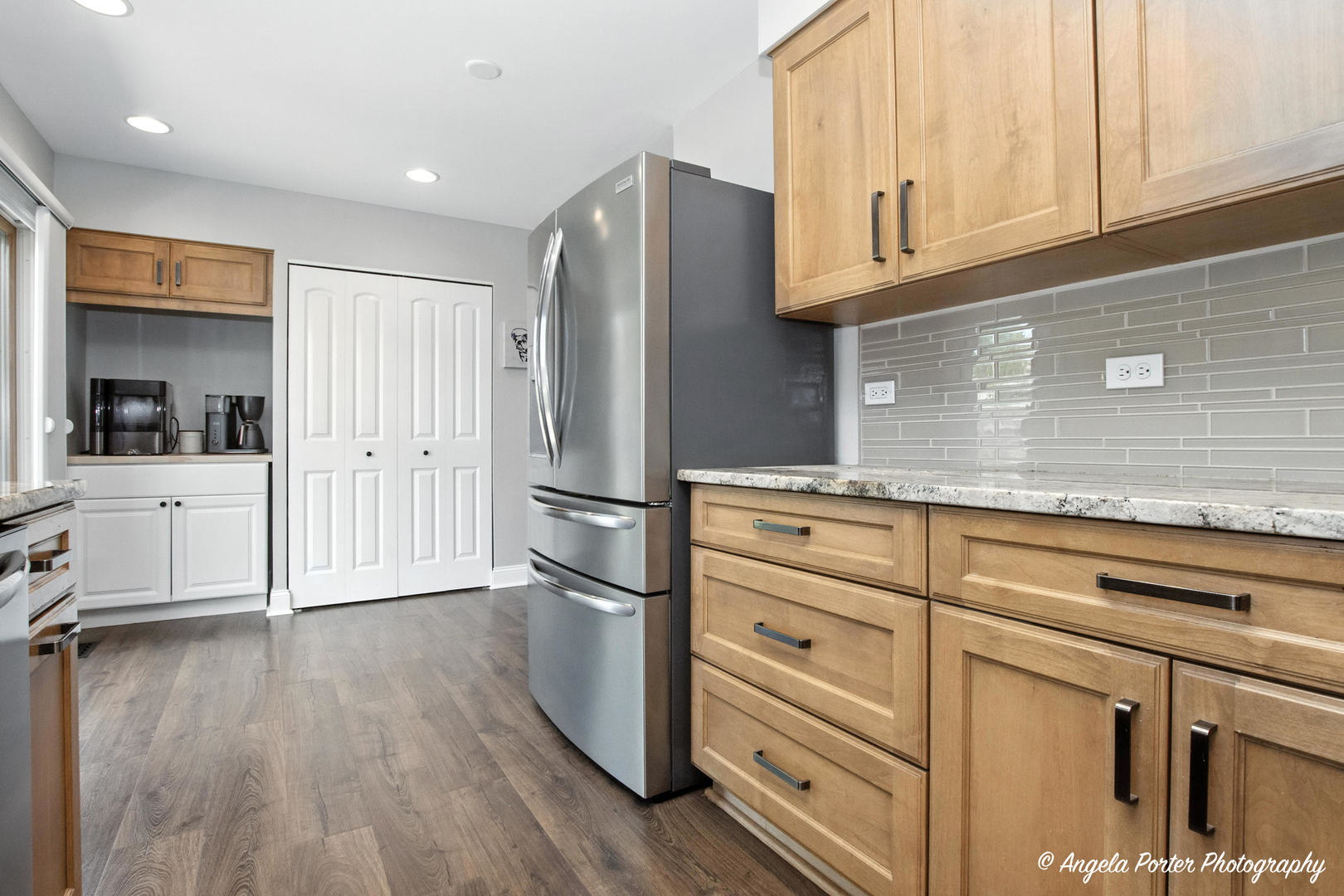 304 Appian Way, Vernon Hills, IL 60061