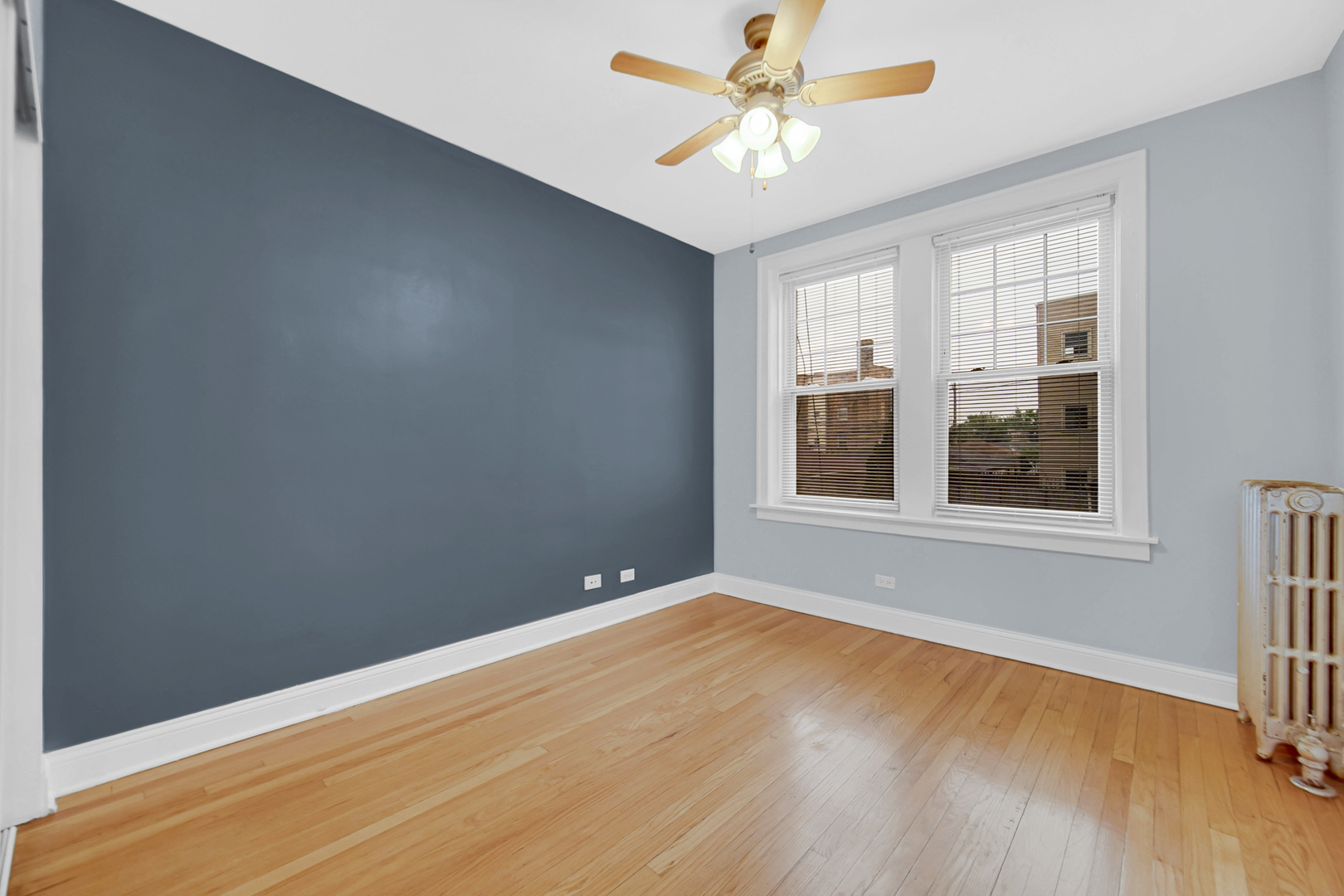 4834 W HENDERSON Street #1B, Chicago, IL 60641