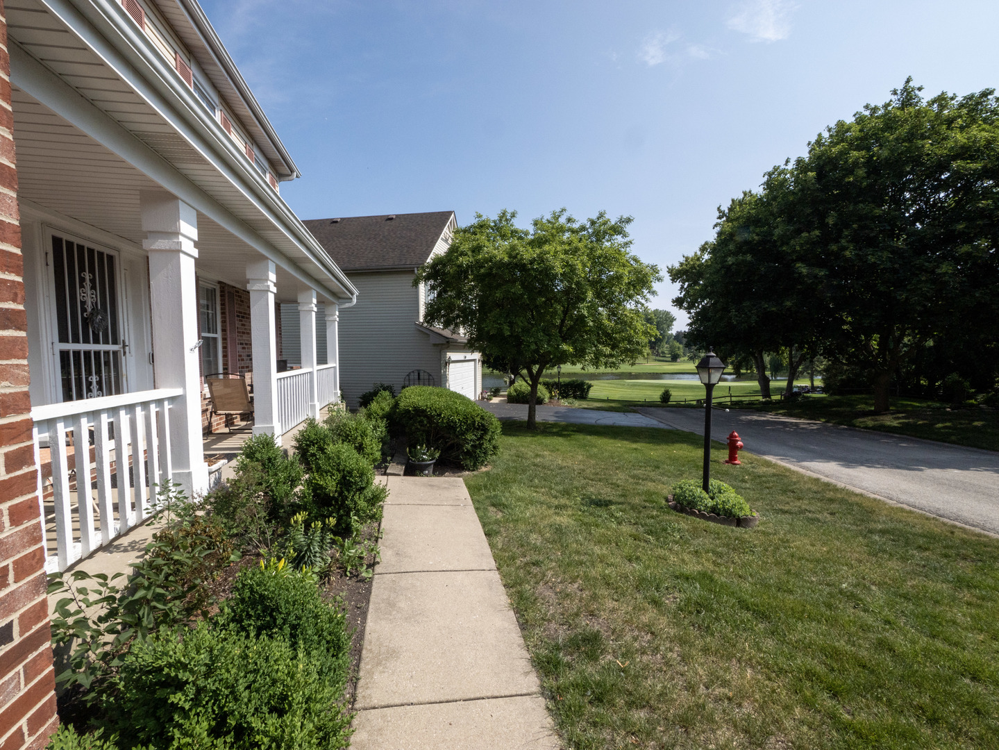 1505 Della Drive, Hoffman Estates, IL 60169