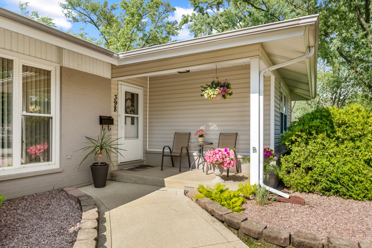 398 Clearmont Drive, Elk Grove Village, IL 60007