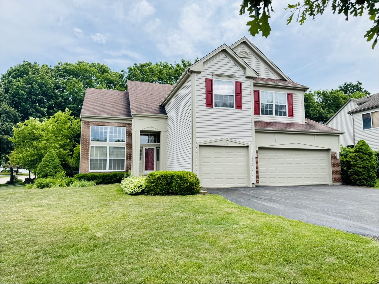 735 Ravinia Drive, Gurnee, IL 60031
