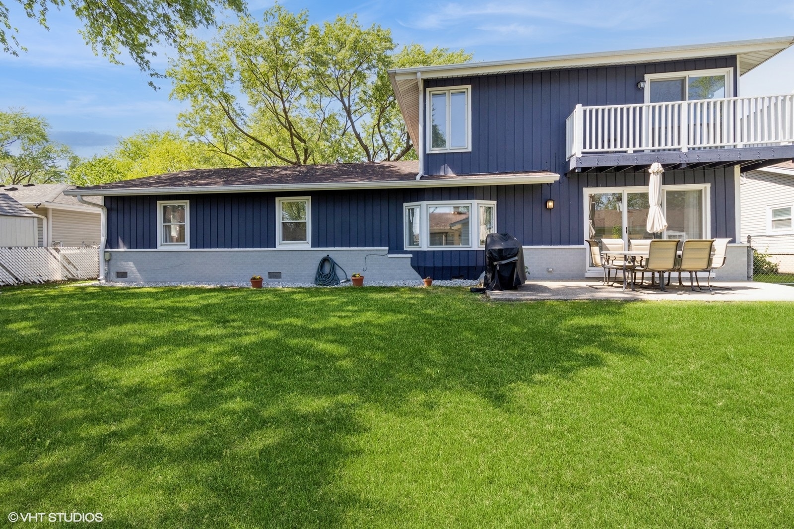 541 Sycamore Drive, Elk Grove Village, IL 60007