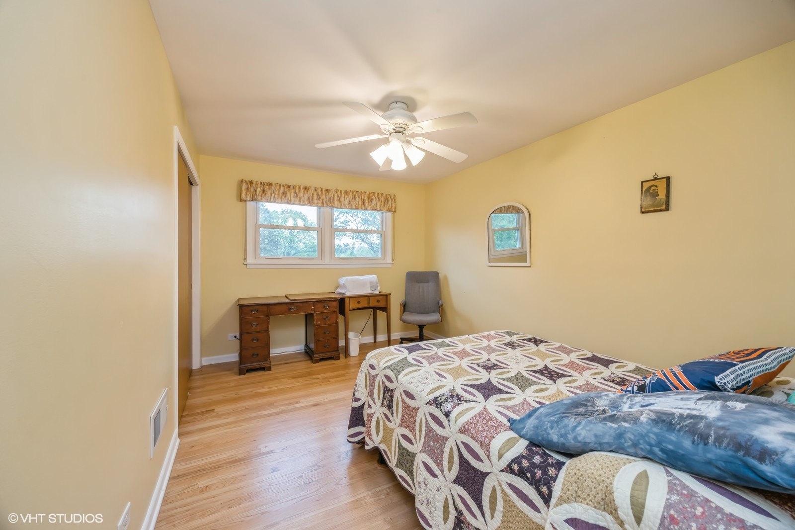 1005 69th Street, Darien, IL 60561